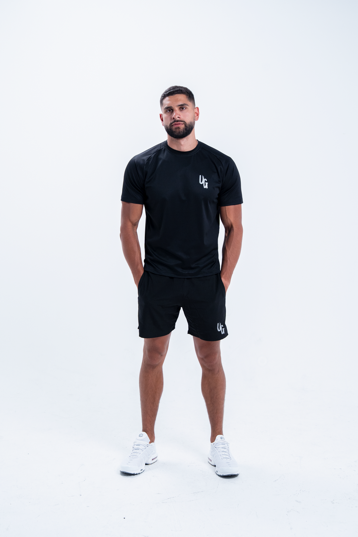 ULTRALIGHT PERFORMANCE SHIRT x BLACK