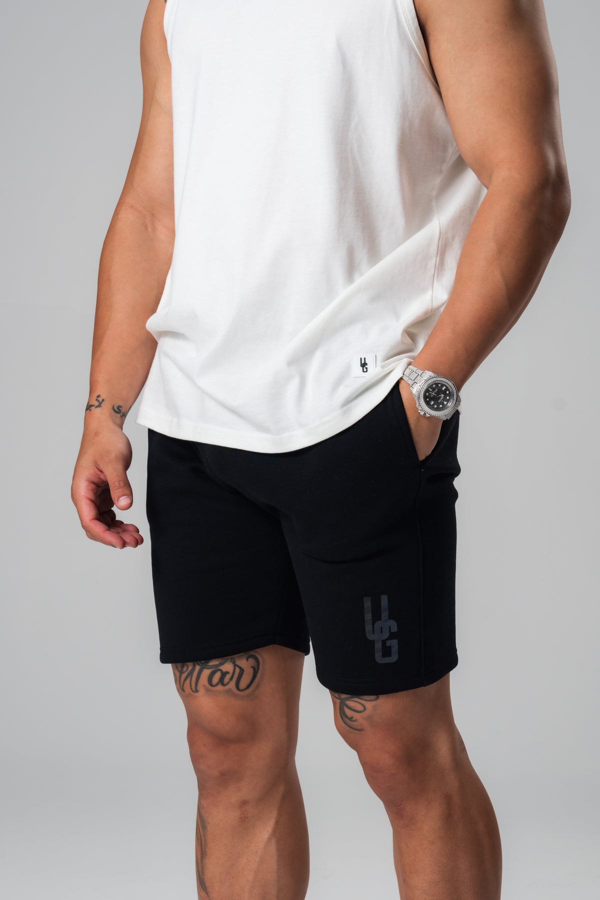 Black Cotton Shorts x Reflective Print