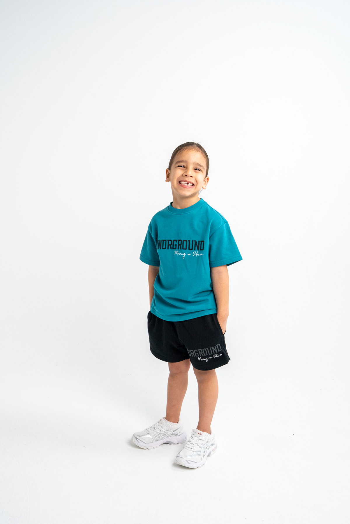 KIDS MOVING IN SILENCE TEE x OCEAN FADE