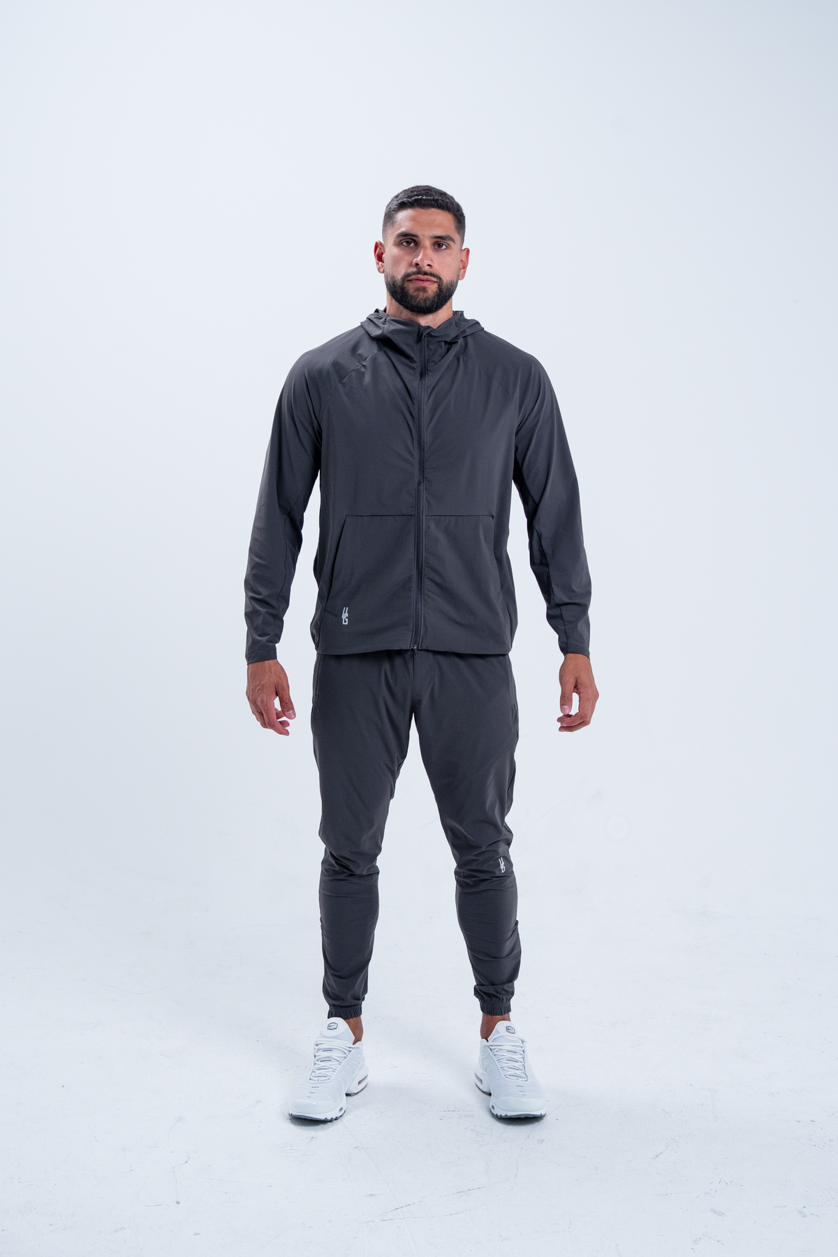 ULTRALIGHT PERFOMANCE JACKET X GRAPHITE